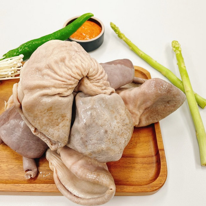 돼지 삶은 오소리감투 소포장 염통 돼지부속물 국내산 순대내장, 2개, 250g