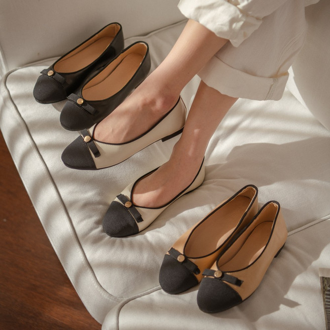 [255 빅사이즈] 슈즈땡 리본 골드 포인트 콤비 플랫슈즈 1.2cm