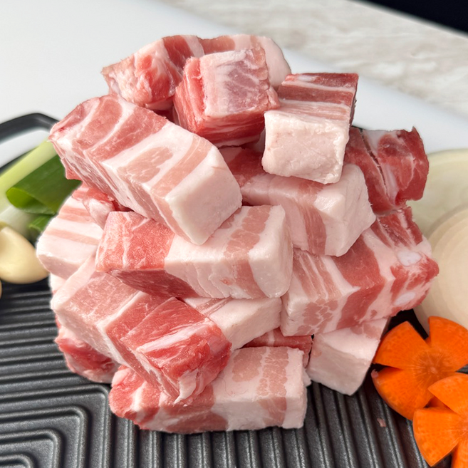 암돼지 한입 큐브 삼겹살, 500g, 2개