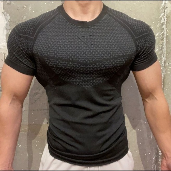 짐샤크 GYMSHARK 컴프레션 로고 반팔티 남성 운동 헬스 기능성 티셔츠