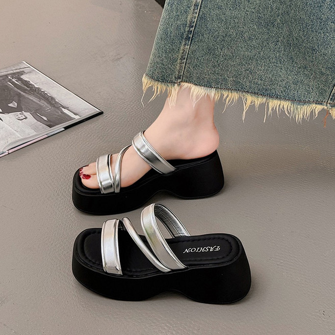 디와이 발편한 여성샌들 통굽 키높이 슬리퍼