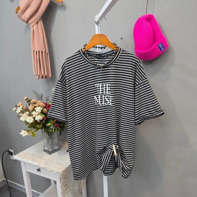 뮤즈 스트라이프 반팔티