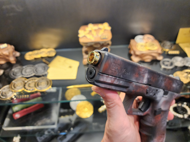 [일반배송]금빛시대 VFC 글록 13미리 역방향 나사식 전용 글록17 글록18C GLOCK 피그건, 1개, 골드칼라파트