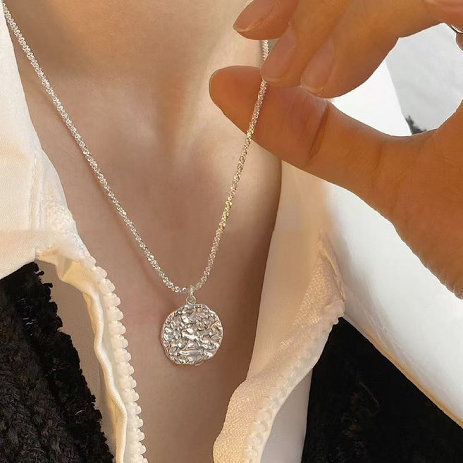 925실버 크럼플 코인 텍스처 목걸이 빈티지 감성 라운드 팬던트 네크리스