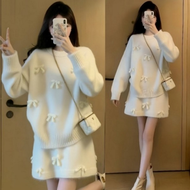 白鳥麗子 兩件式套裝 針織衫短裙