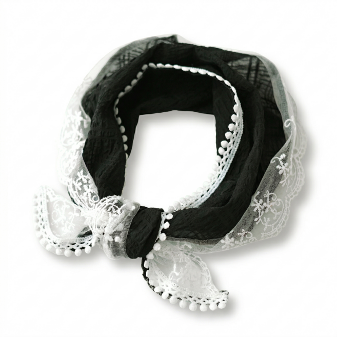 메리앤유 레이스 꽃방울 트리밍 쁘띠 미니 삼각 스카프 간편한 코디