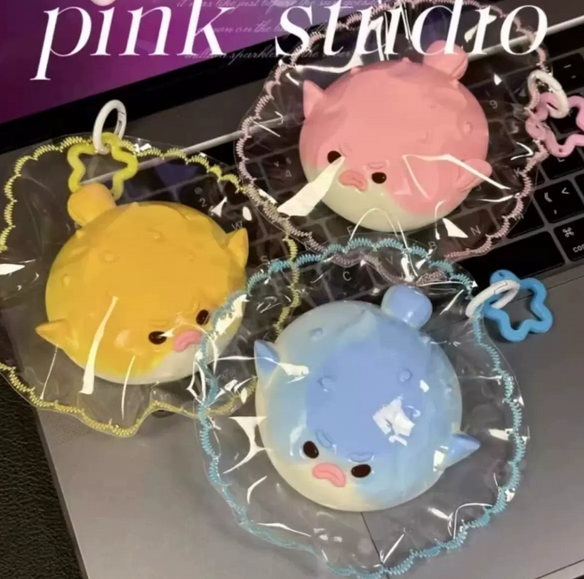 키키픽스 ASMR 귀여운 개복치 스퀴즈 키링 말랑 촉감 장난감 스트레스 해소템, 베이비블루