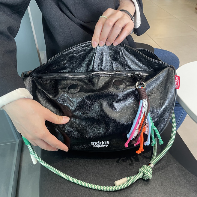 mddas 샤이니백 도난방지 유럽여행가방 RFID차단 반달 크로스백 여행용 나일론