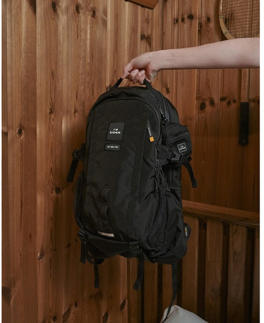 아이더(제로그래비티 30 )가벼움에 스타일까지 추구하는 시티하이커를 위한 백팩 DUA24B41, 블랙(Z1)