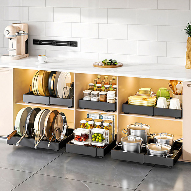 홈비 넓이조절 슬라이딩 후라이팬 랙 거치대 그릇 접시 냄비 정리대, 1개, 후라이팬랙 블랙, 1단