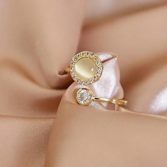 ROYALBELLE 여성 오픈링 고급스러운 큐빅 포인트 원석 반지 우아한 감성 데일리 패션 반지 U0080680