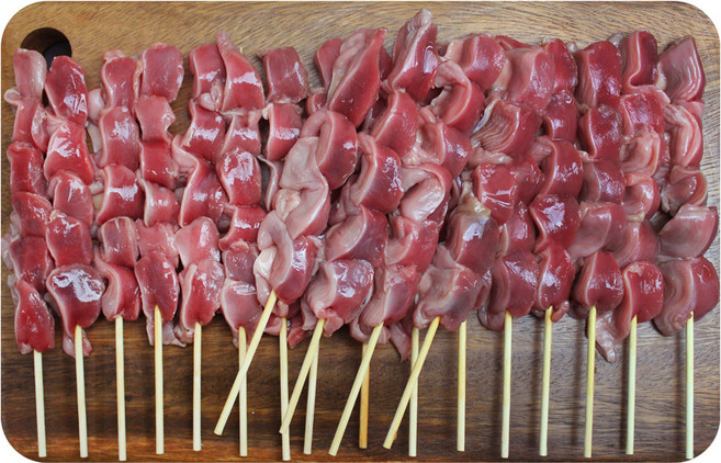 닭모래집꼬치 국내산 20꼬치 닭근위 대용량 업소용 도매 캠핑 음식 수제꼬치 간식 안주, 1개, 600g