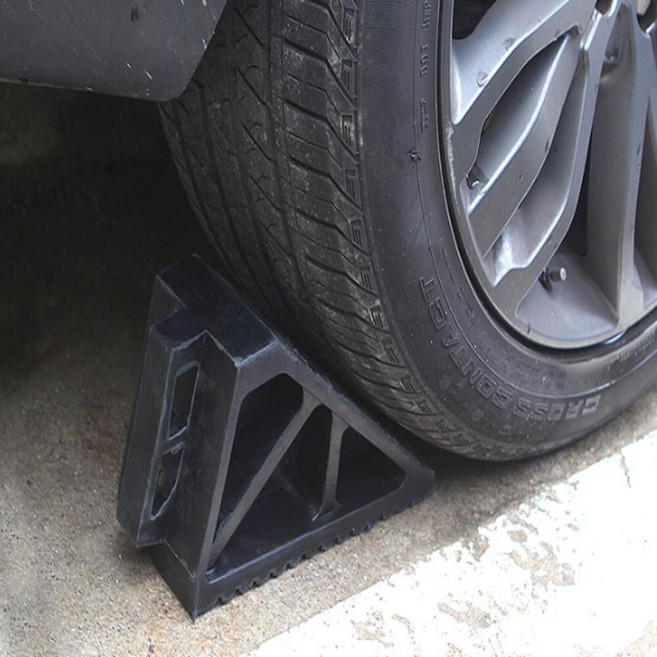 자동차 경사로 버팀목 차량 고임목 쐐기 받침용 (중형)