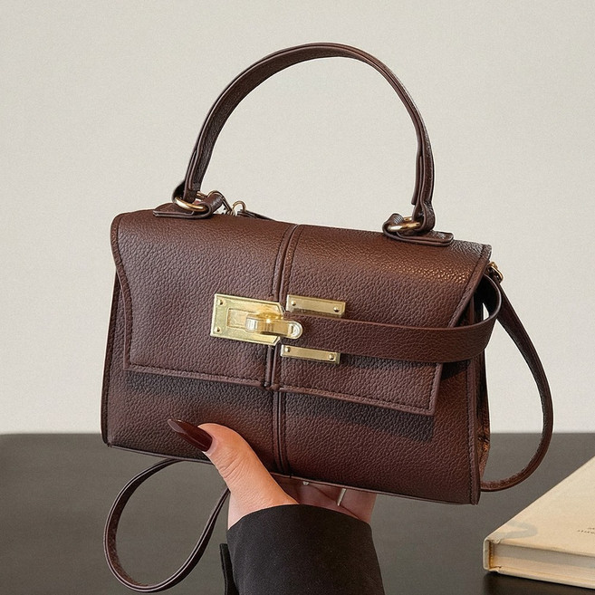 글램디브 루넬른 버클 포인트 가죽 토트 숄더백 A2254