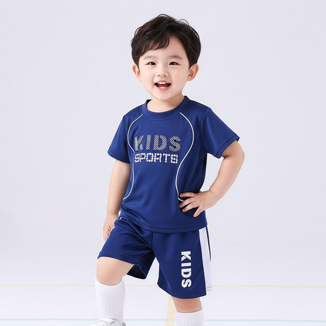 몽실이 키즈반팔 스포츠트레이닝 아동 운동복 세트 유아 트레이닝복 키즈 스포츠웨어 반팔 상하세트 여름 운동복 키즈 활동복 어린이 체육복