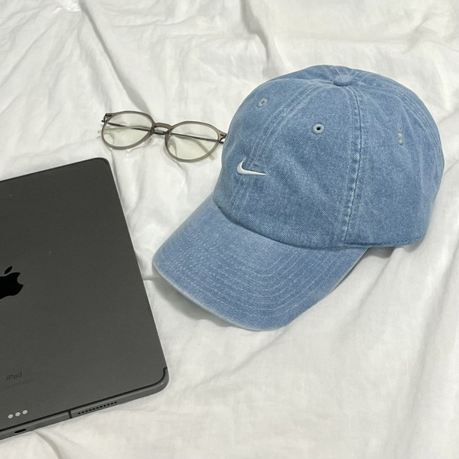 (백화점 정품) 나이키 데님 볼캡 모자 남녀공용 데일리 커플 야구모자 블루 (스포젠 다용도가방 지급)