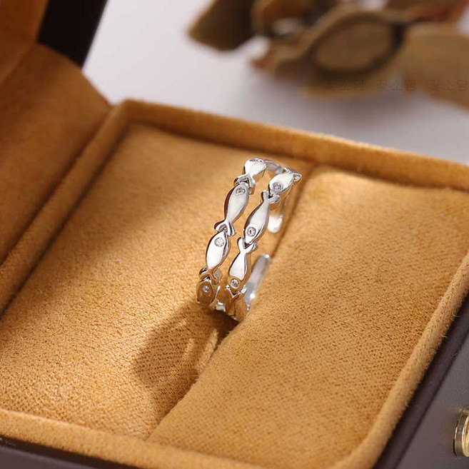 꽃소담 여자 재물 행운 두줄 물고기 반지 은도금 자식운 수능 소원 우정링 선물 HZHF26A493