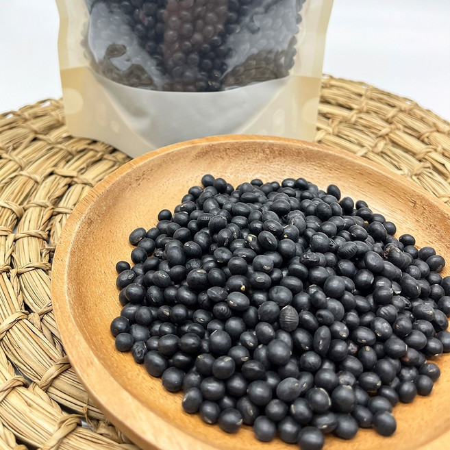 왕언니 국산 100% 검은콩/서목태콩/쥐눈이콩, 300g, 1개