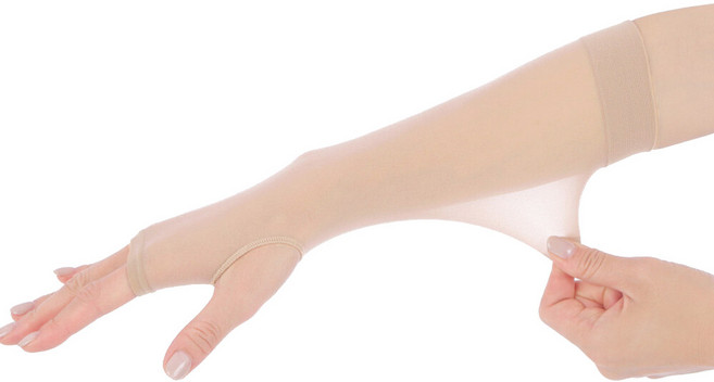 일본산 접촉냉감 스타킹 팔토시 올풀림방지 여성 쿨링 자외선차단 암커버 봄여름 운전 토시, 누드베이지, 1개