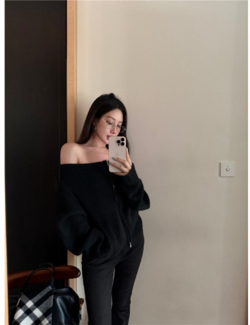 해피유통 여성용 가을 겨울 오프숄더 집업 니트 스웨터 루즈핏 트렌디 숏 크롭 가디건 why