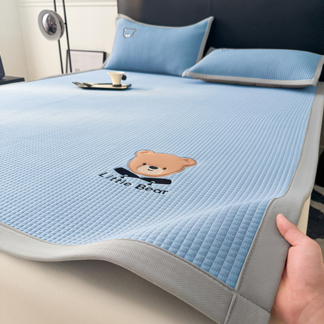 여름용 3피스 냉매트 세트 가정용 접이식 냉매트 부드러운 매트 여름용 1인용 매트 세탁 가능, 단일 매트 0.8*1.9m, 루이바오 베어-블루 [업그레이드된 샌드위치 바닥/시원한