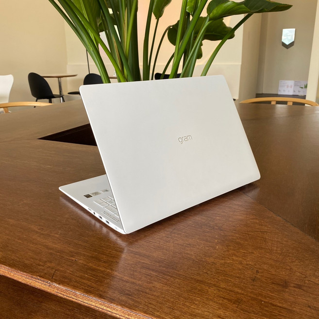 [A급] 2020 LG 엘지그램 17인치 I7-10세대 화이트 노트북