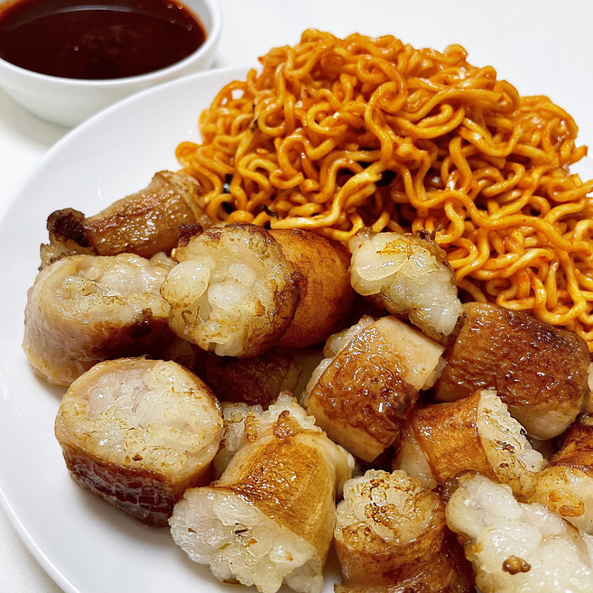 삼삼 소대창300g+소스50g 탱글탱글 육즙팡팡 대창, 300g, 1개