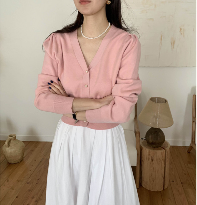 루어스룸 라미르 가을 브이넥 진주버튼 퍼프 브이넥 간절기 파스텔 루즈핏 하객룩 가디건