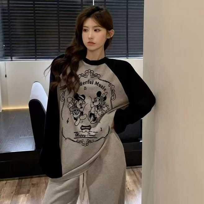 Skyciky 여성 긴팔티셔츠 순면 캐주얼 미키 프린트 기본핏 데일리 이너 상의 KK1396