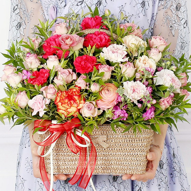 (오늘도착) 어버이날 카네이션 장미 꽃바구니 혼합 생화 부모님선물 어버이날선물 카네이션꽃바구니 효도선물 당일꽃배달 [ST-A1939]