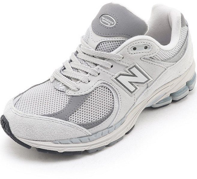 뉴발란스 2002 운동화 ML2002R0