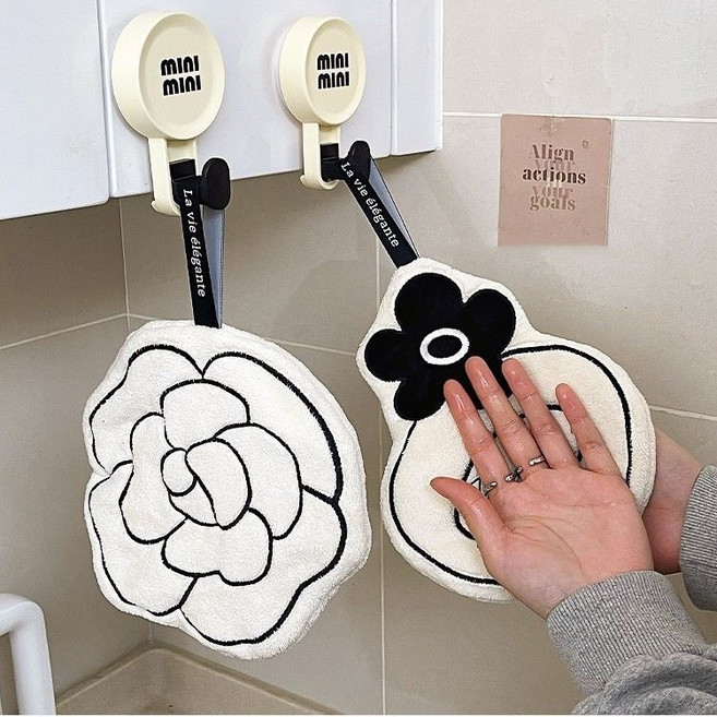 Meainna 프렌치 핸드타올 걸이형 초흡수 큐티 크리에이티브 키친타올 코랄울 인플루언서 스몰타올, 2세트, 동백꽃+원형 향수병