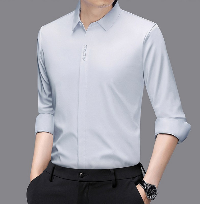 가을 겨울 필수 남성 긴팔 셔츠 무잔디 소재로 늘어짐 방지 정장 캐주얼 모두 어울리는 슬림핏 디자인으로 출근 데이트 일상까지 완벽 코디