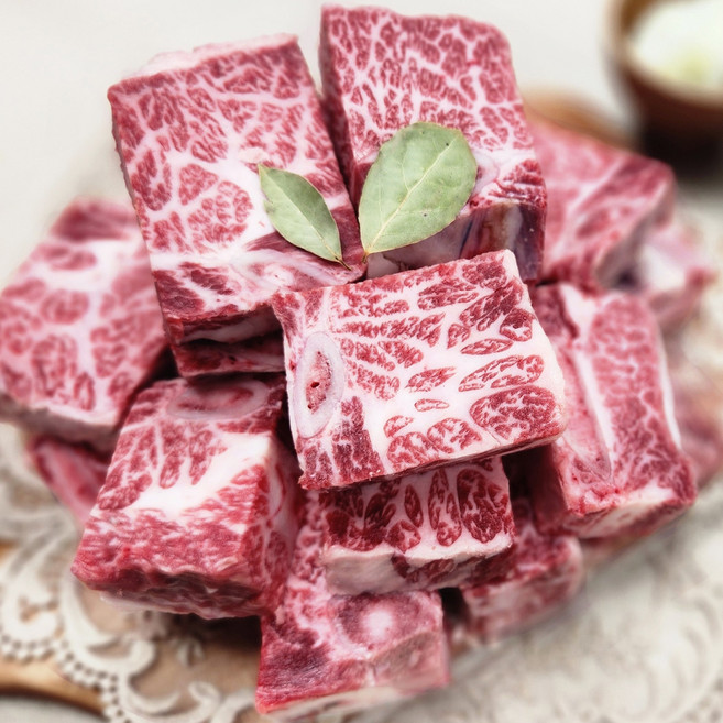 농협안심한우 한우 찜갈비 찜용 1kg 우시산한우 1등급이상 냉동, 1개