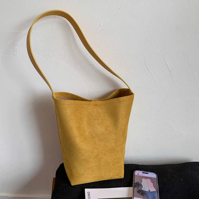 소소온 스웨이드 버킷 숄더백