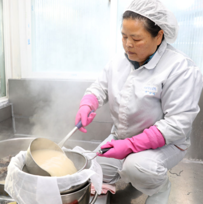 [수문장 백봉농산] 장작불로 우려 더 진한 HACCP 무첨가 보양식 백봉오골계 진액 육수, 31팩, 320ml