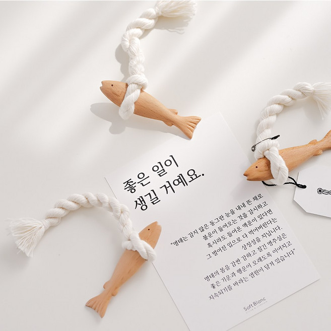 [소프트블랑] 개업 집들이 선물 액막이 명태! 좋은 일을 부르는 행운 액막이 북어 명주실 센스 있는 선물 차량용 인테리어벽장식 풍수인테리어, 네추럴