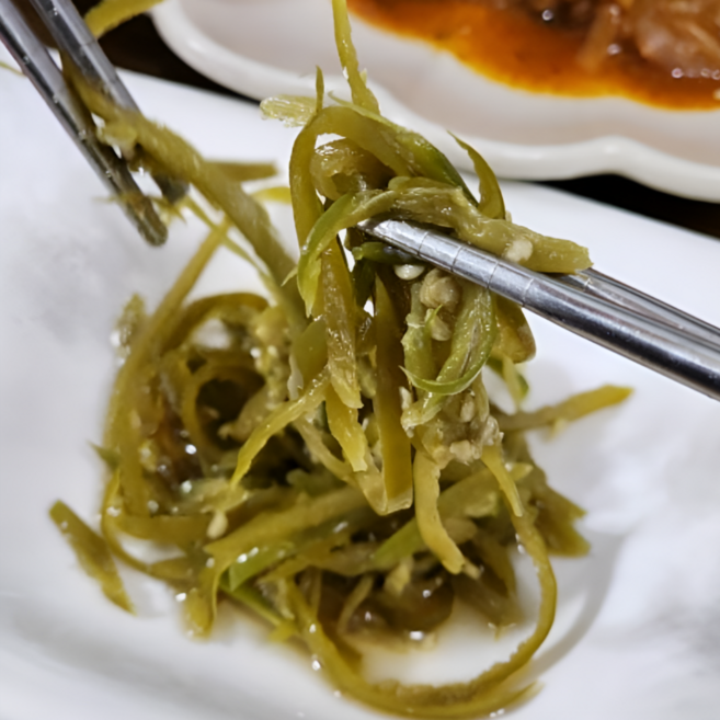 [당일출고] 업소용 밑반찬 고추채 장아찌 간장 고추채 절임, 1개, 10kg