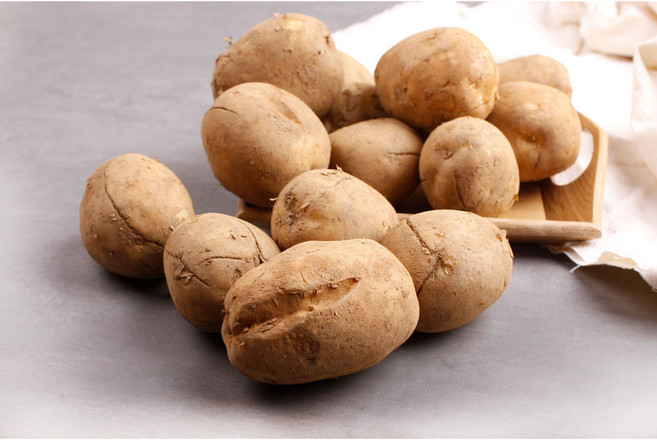 [감자청년] 흠집 파지감자 왕왕 왕 특 혼합사이즈 20kg 10kg 5kg 3kg, 1개, 10kg 혼합비품