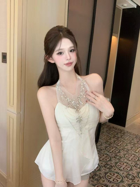 法式名媛 鑲鑽網紗拼接掛脖背心 性感氣質顯瘦上衣