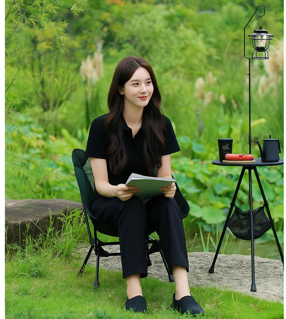 제이에스리빙 랜턴걸이 경량 캠핑 사이드 보조테이블, 모던 블랙