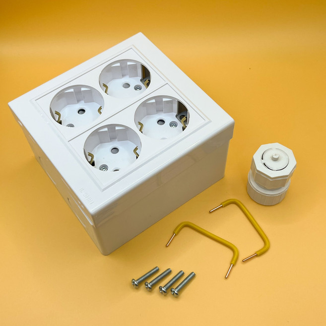 일신 4구 콘센트 세트(콘센트+PVC노출박스+이도피스+점프선+CD커넥터), 1개
