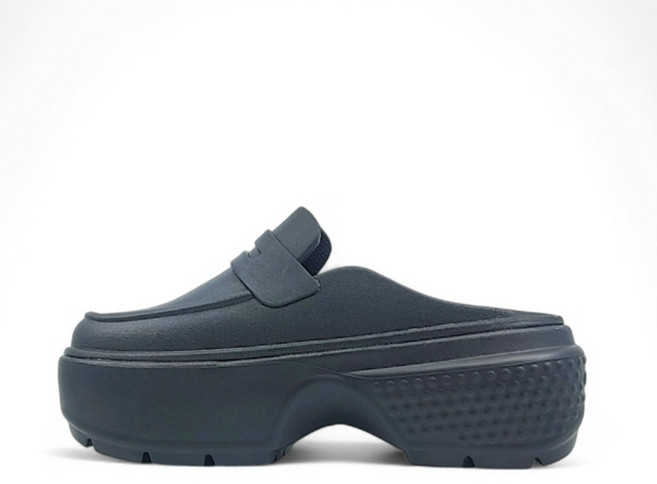 [국내매장판] 크록스 여성 로퍼 블랙 스톰프 209937-060