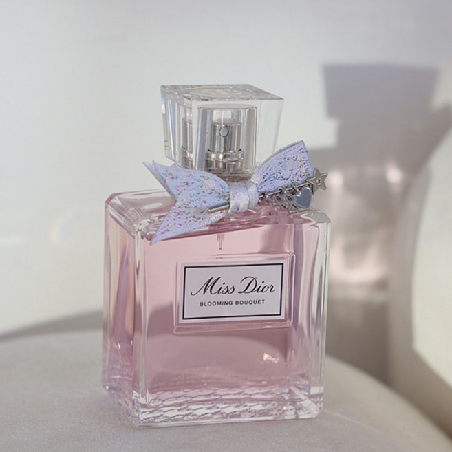 미스디올 블루밍 부케 오 드 뚜왈렛 (백화점선물포장), 150ml, 1개