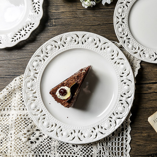 프렌치 화이트 펀칭 레이스 접시 예쁜 디저트 접시 브런치 파스타 플레이팅 접시 2개, 하얀색