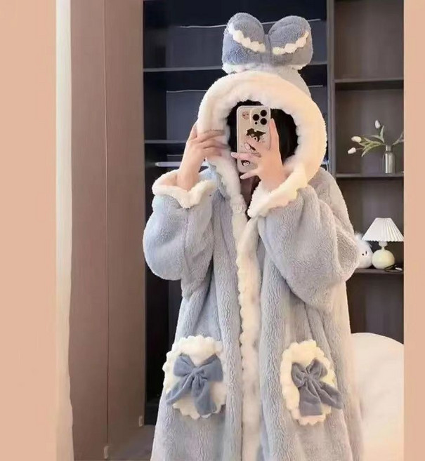 可愛造型珊瑚絨睡袍 柔軟親膚 連帽蝴蝶結