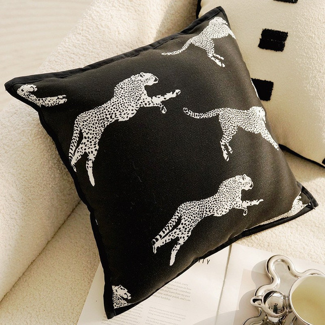 中古風豹紋靠枕：輕奢抱枕套 床頭沙發靠墊, 黑色邊黑色獵豹正方45x45cm單獨枕套,單獨一個