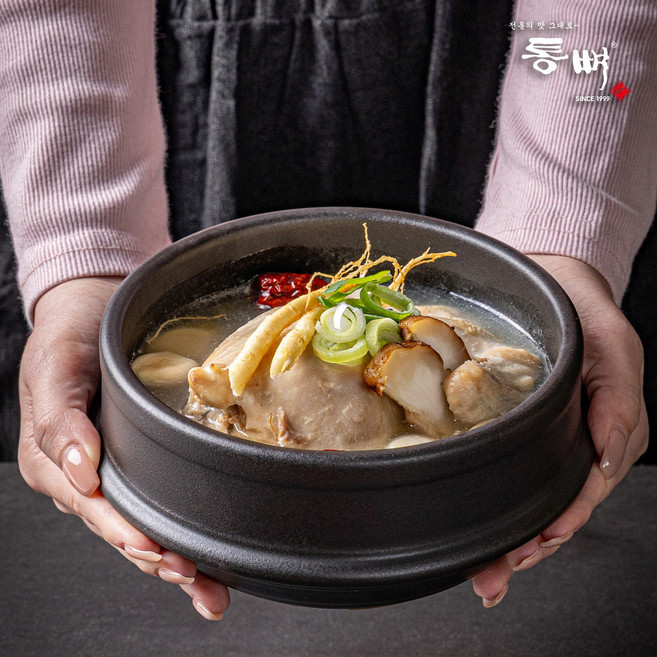 [통뼈공식몰] 통뼈 전통삼계탕(1kg), 4개, 1kg