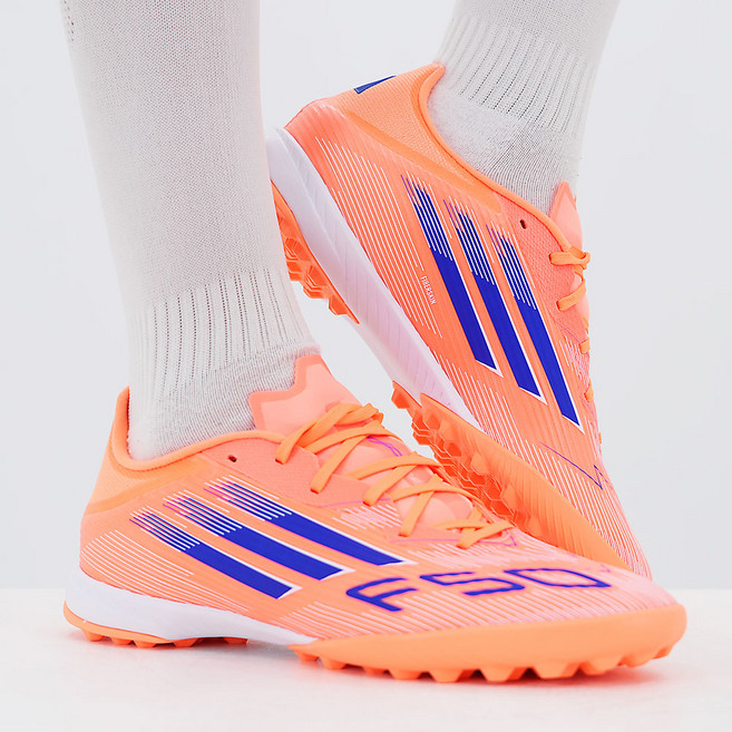 아디다스 TF화 풋살화 인조잔디 성인 축구화 짧은 인공 잔디용 쿠션 터프화 가벼운 인조터프구장화 축구신발