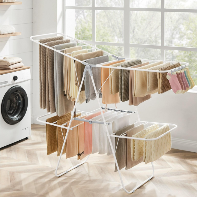 SONGMICS 높이 조절 가능한 날개 양말 클립 포함 튼튼한 접이식 빨래건조대 대형, 화이트+그레이